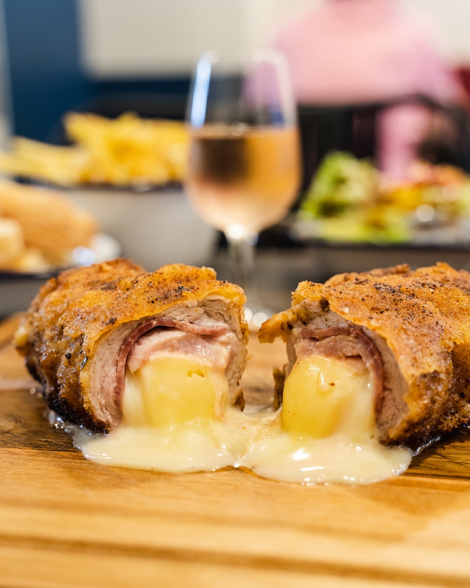 7D3AC890-F7C8-41CD-B7C0-090069AC3137 plat cordon bleu restaurant petit marcel